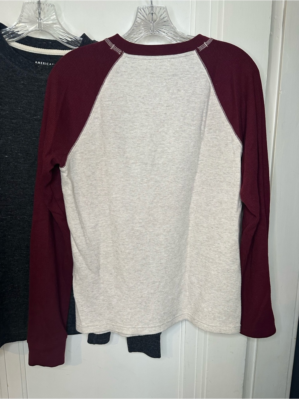 American Eagle Outfitters Cream and Burgundy Raglan and Grey waffle knit flannel - Picture 3 of 8